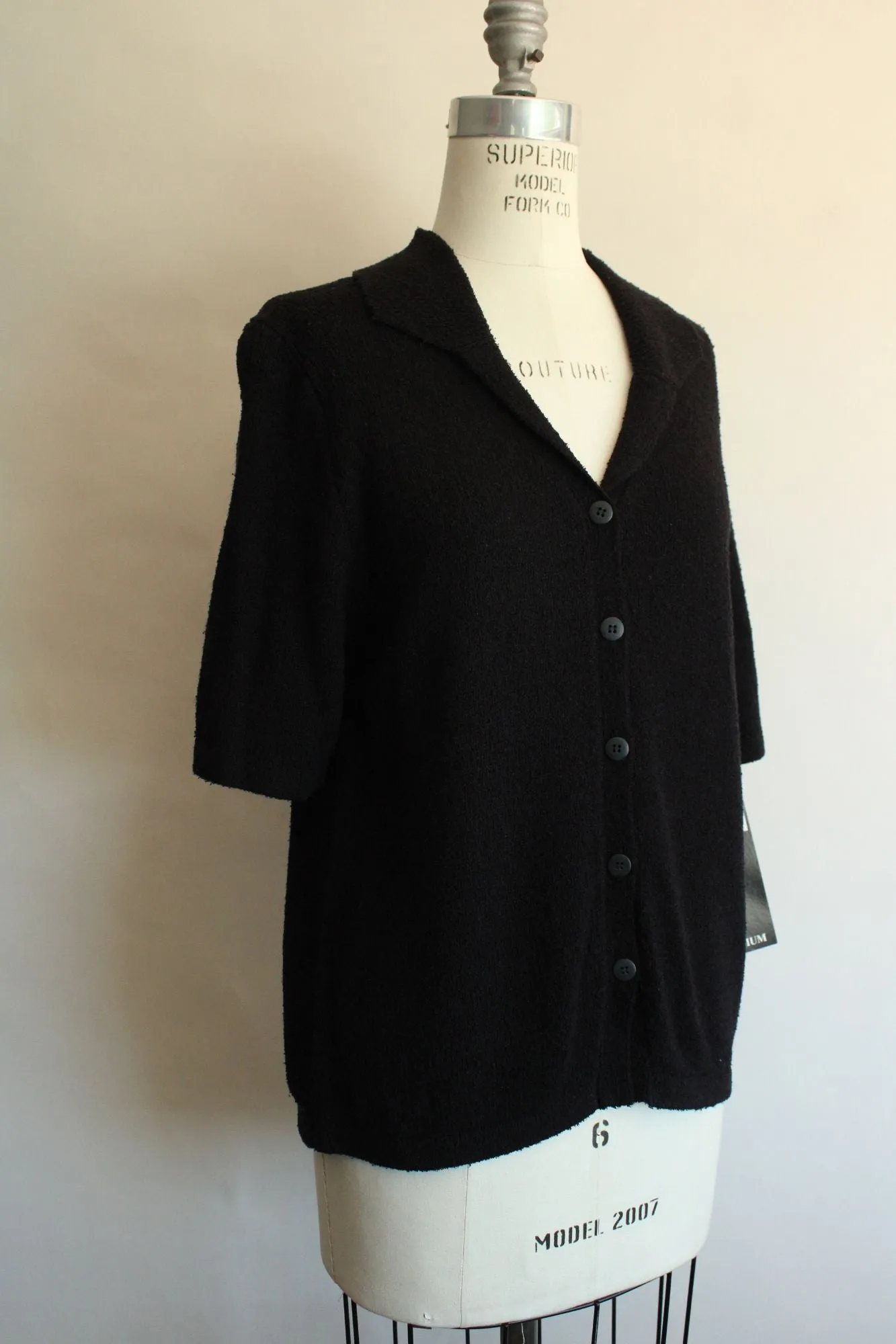 Vintage 1990s 2000s NWT Sag Harbor Black Short Sleeve Cardigan
